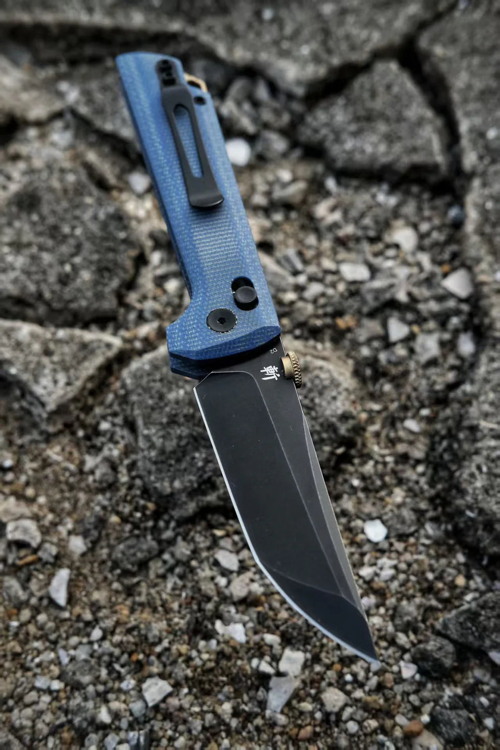 North Mountain Blade Blue Crossbar Lock Knife D2 Steel Japanese-style tactical folding knife 2406-BLMCT-D2BK