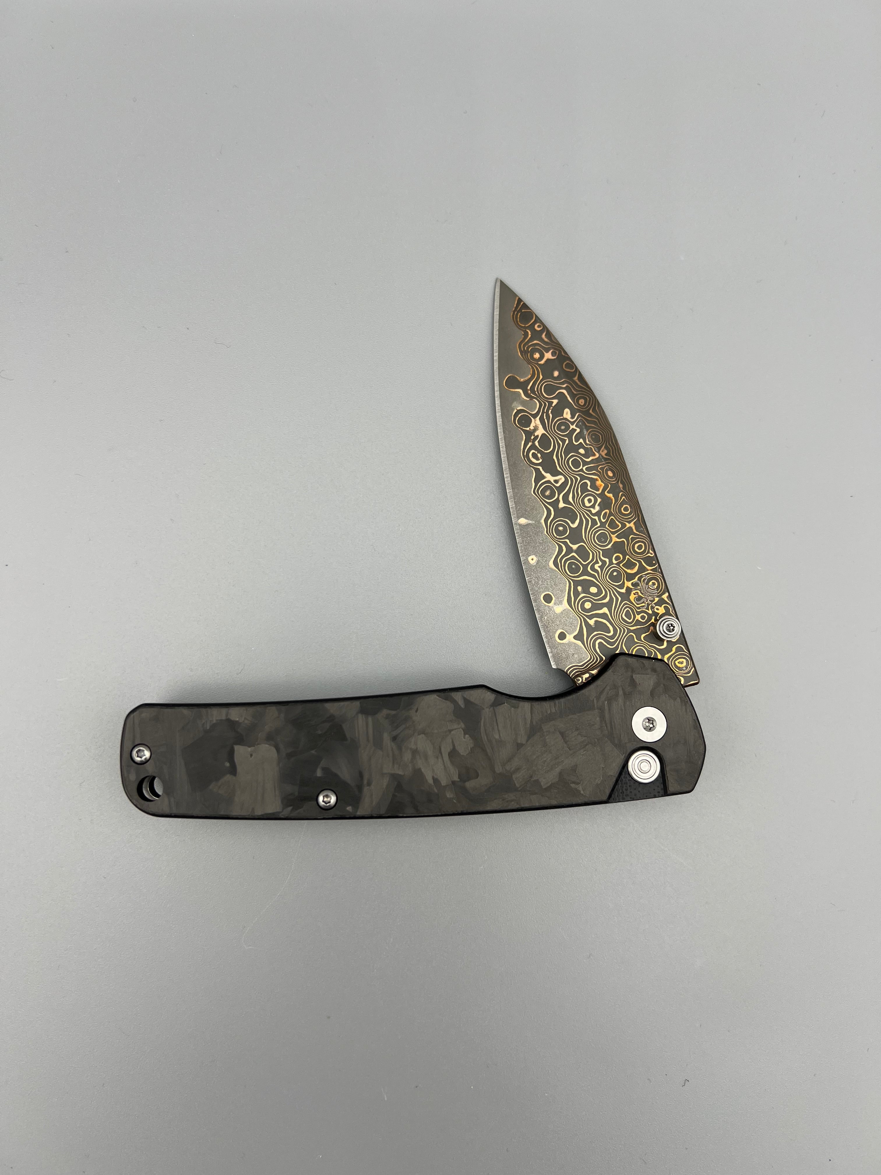 KLAKEN Copper Damascus Button Lock Carbon Fiber Handle J380-C